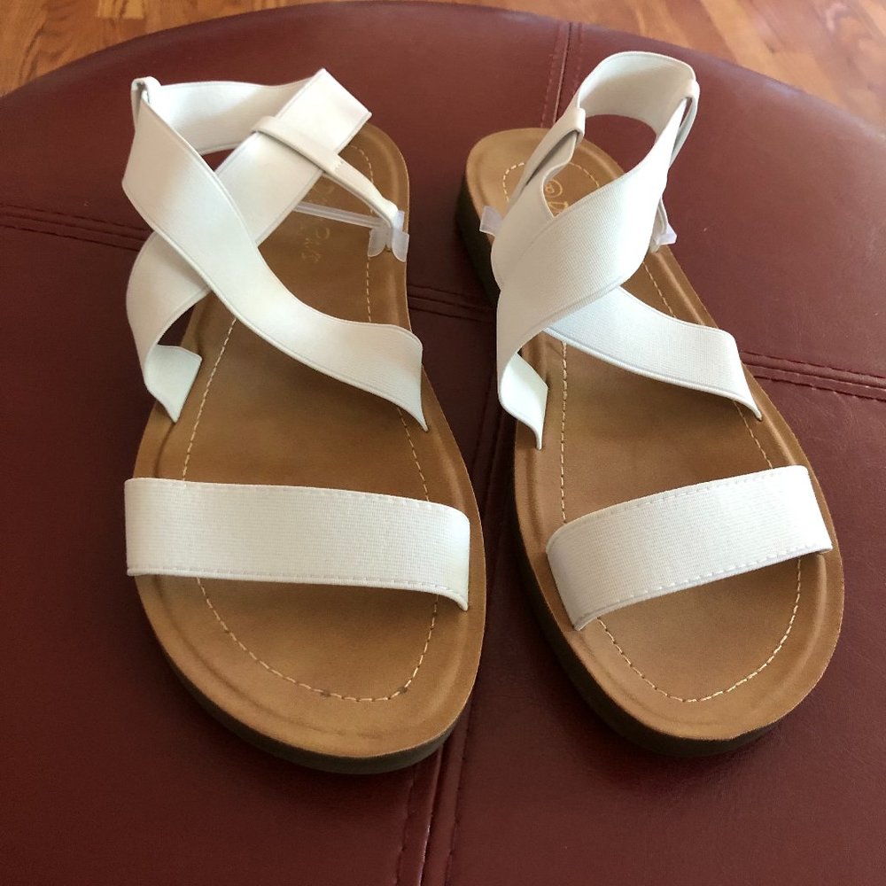 Dream Pairs White Elastic Strap Comfort Sandals - Picture 2 of 5